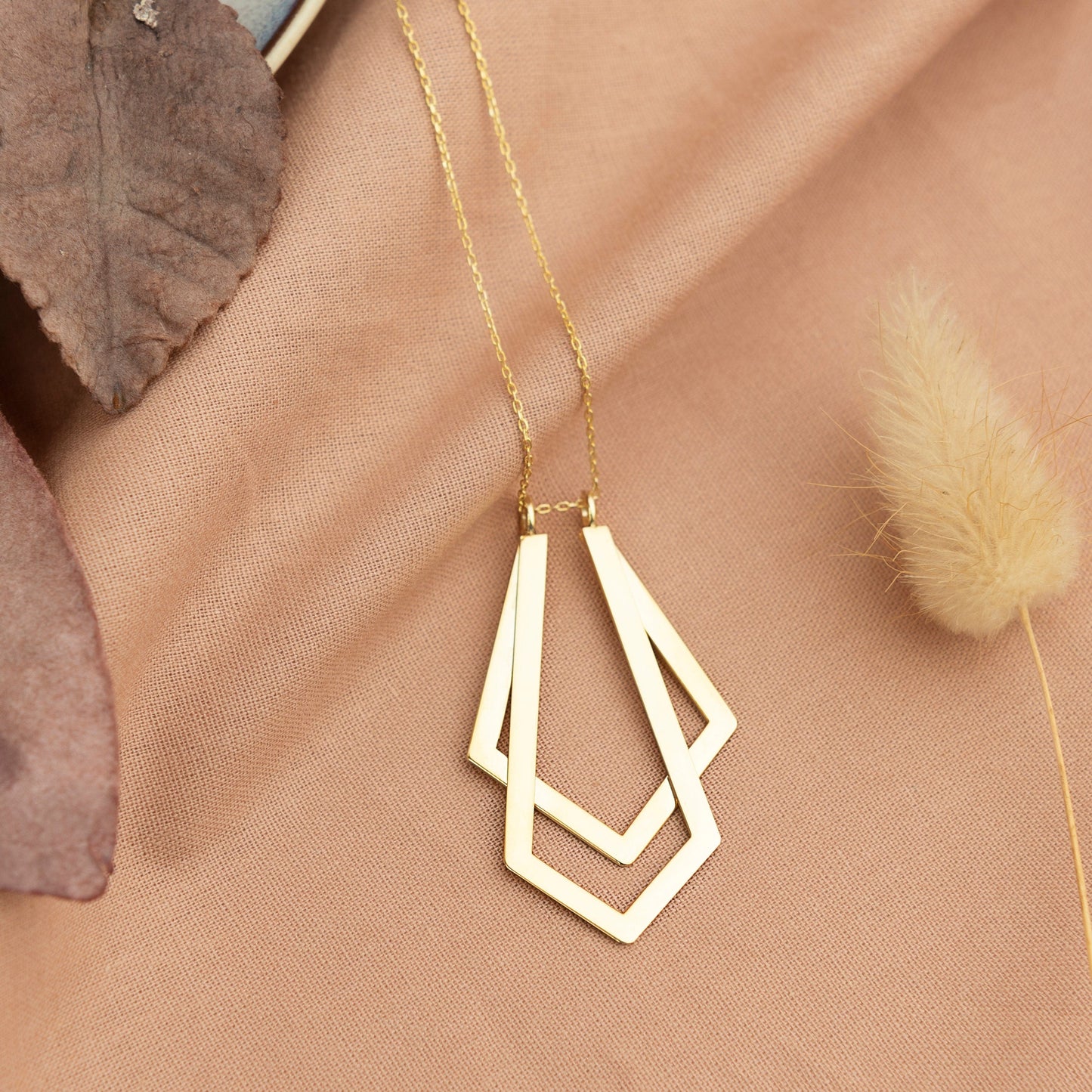 Ring Holder Necklace Geometric